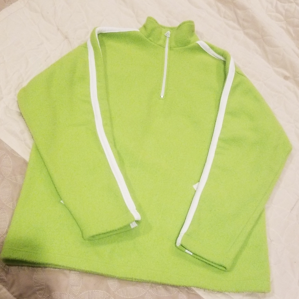FREE - Comfy bright green sweater